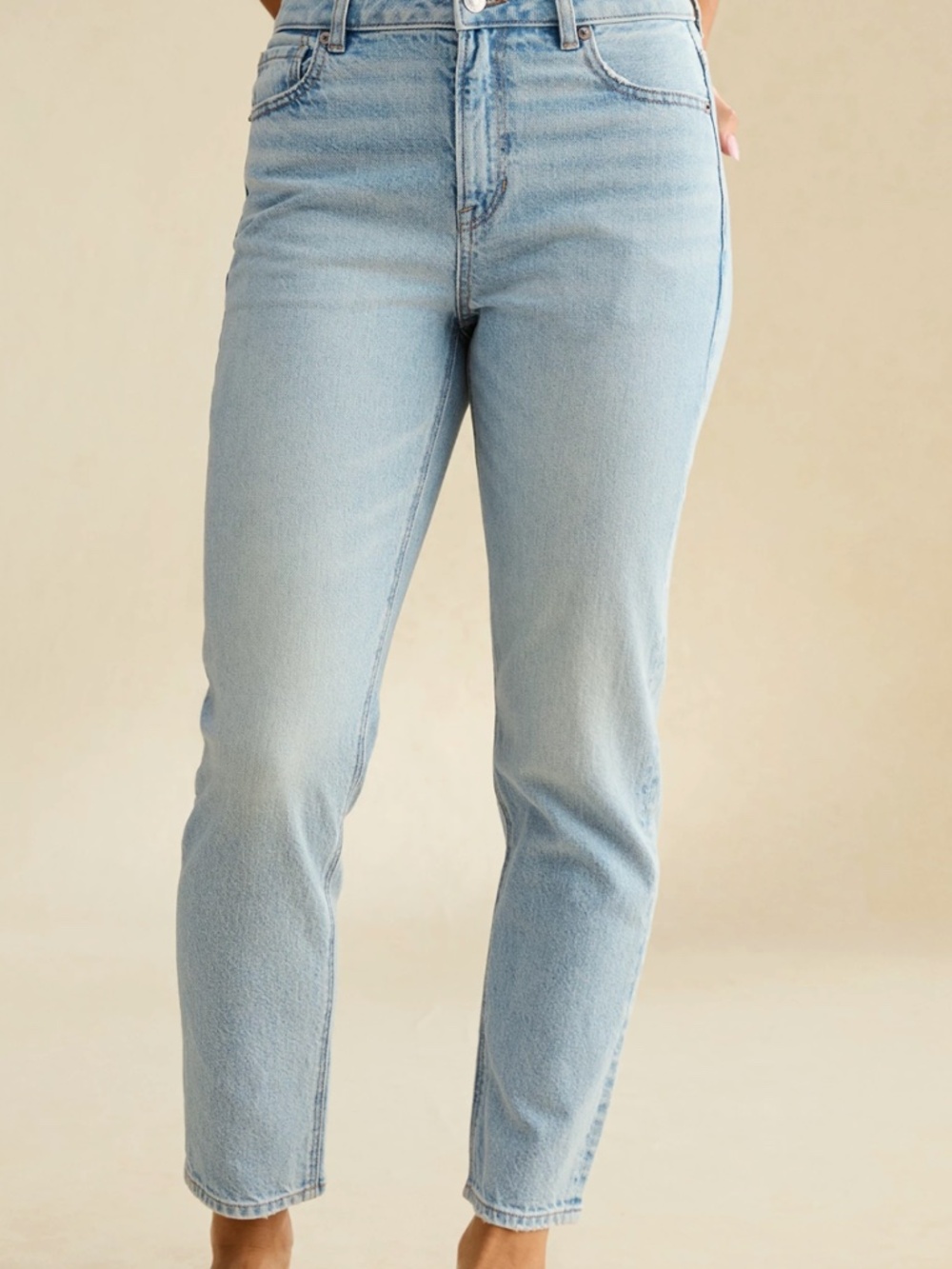 American Eagle Mom Jeans